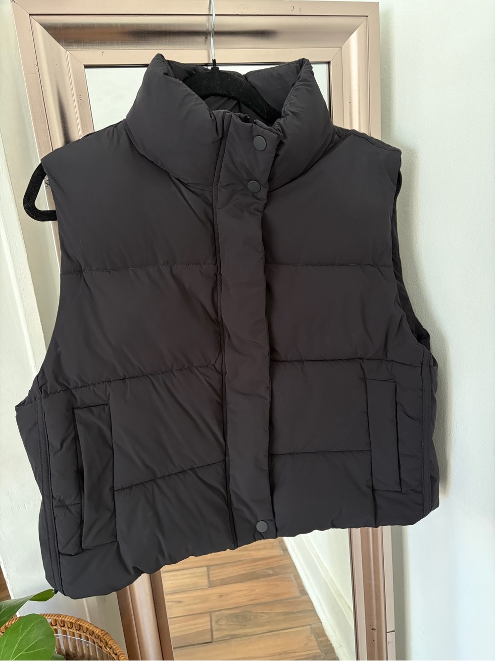 FLX Black Puffer Vest Size L Quilted Mock Neck Snap Front